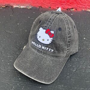 🥰 HELLO KITTY Baseball Hat Washed Strap back NWT